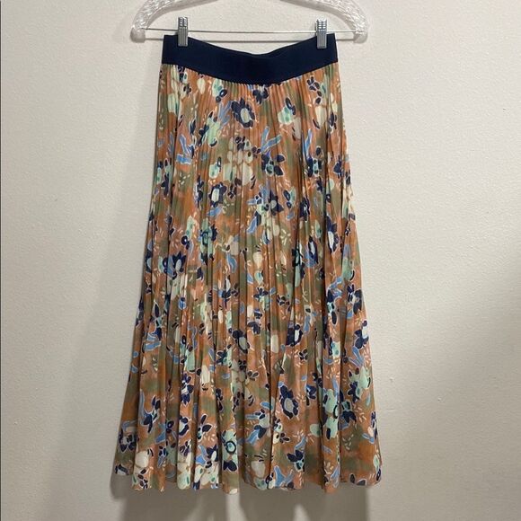 Wilfred Twirl Pleated Midi Skirt Size M Recycled Chiffon Floral High Waist - Picture 4 of 9